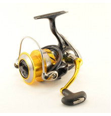 DAIWA Катушка безынерционная 15 REVROS 2500 A